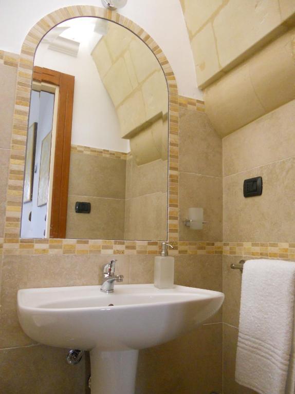 La Bella Bed & Breakfast